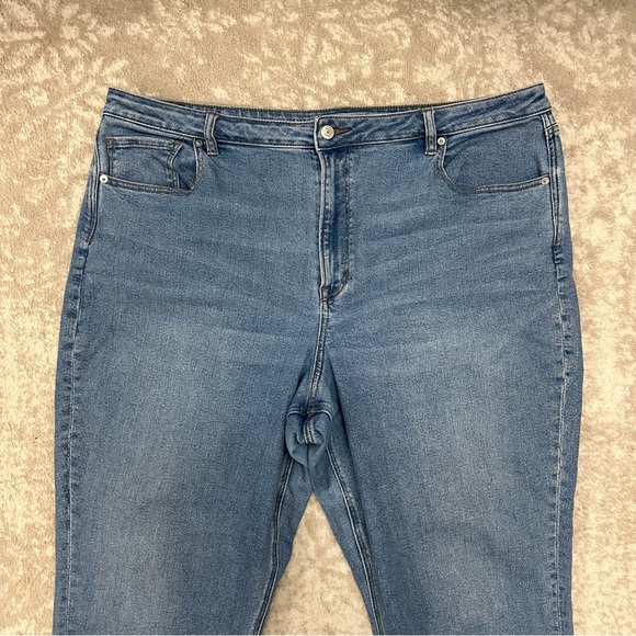 American Eagle Mom Jeans | Plus Size 22 High Waisted Ankle Fit Jean Stretch - Picture 2 of 6